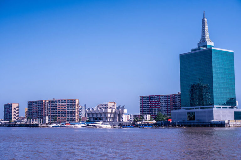 Read more about the article EXPLORING LAGOS (Nigeria)