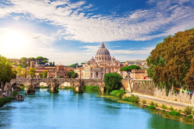 Read more about the article EXPLORING ROME