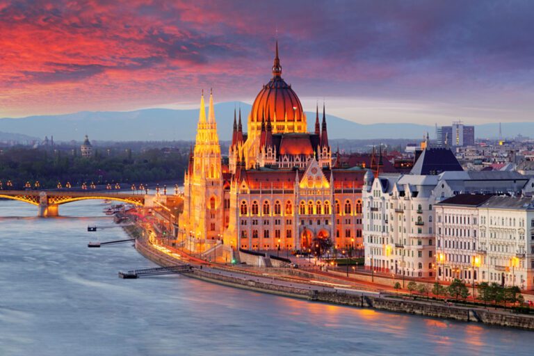 Read more about the article EXPLORING BUDAPEST
