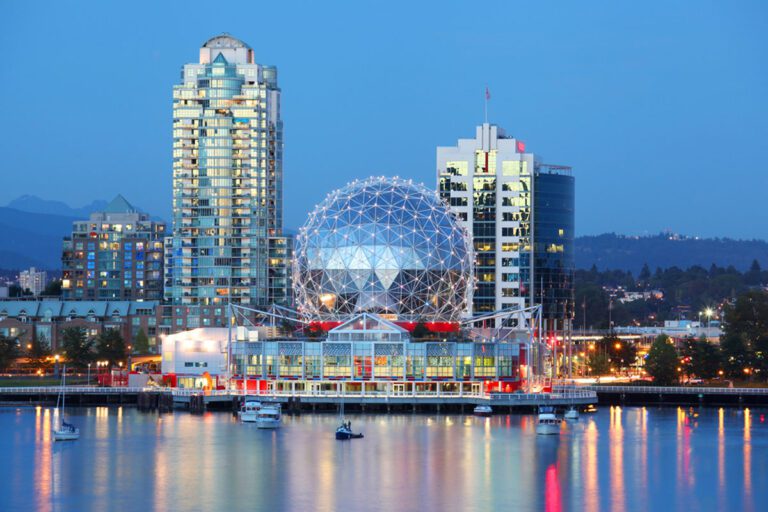 Read more about the article EXPLORING VANCOUVER