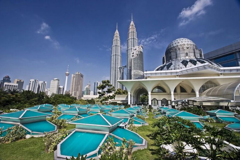 Read more about the article EXPLORING KUALA LUMPUR