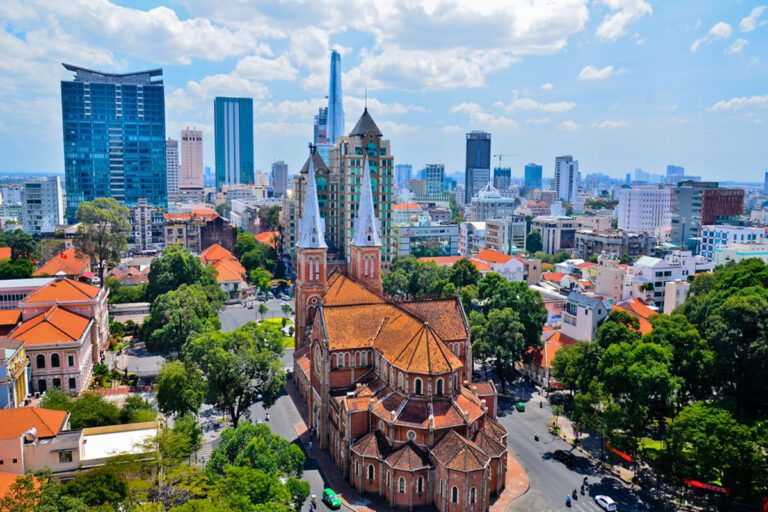 Read more about the article EXPLORING HO CHI MINH CITY