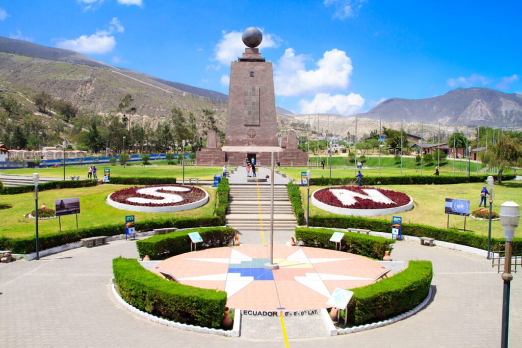 Mitad Del Mundo Monument