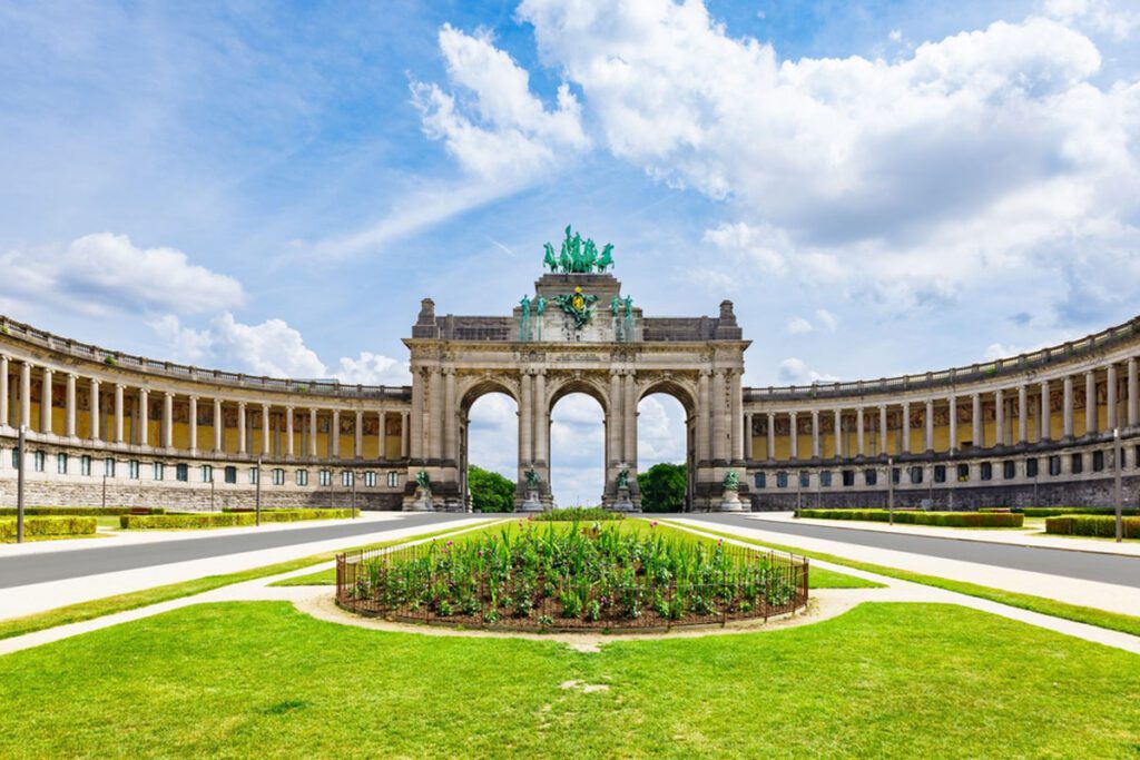 Stroll in the Cinquantenaire Park