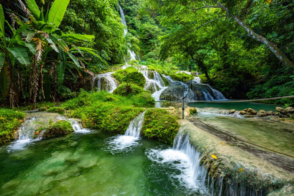 Mele Cascades
